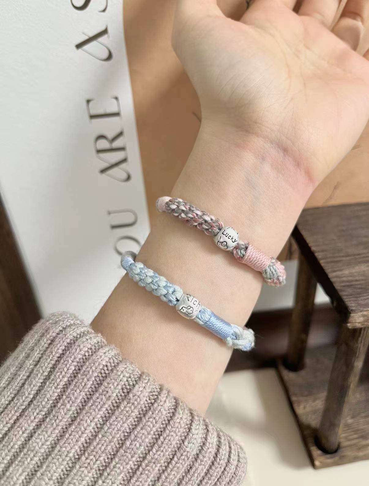 Couples' Bracelets-A Mutual Pursuit