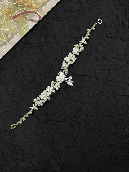 Blossoms Series-Down-to-earth and steady